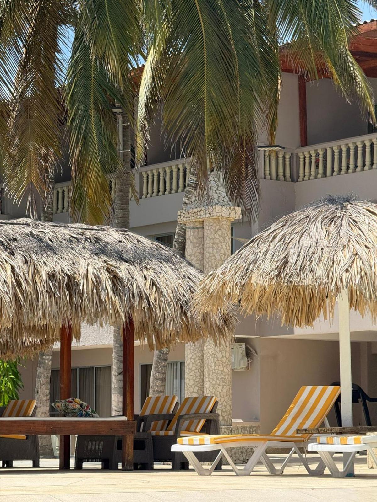 Playa Palmeras Beach Resort Cartagena Exterior foto